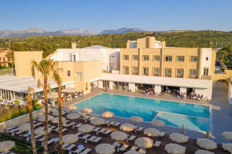 Mangia'S Himera Resort Кампофеличе-ди-Роччелла Экстерьер фото