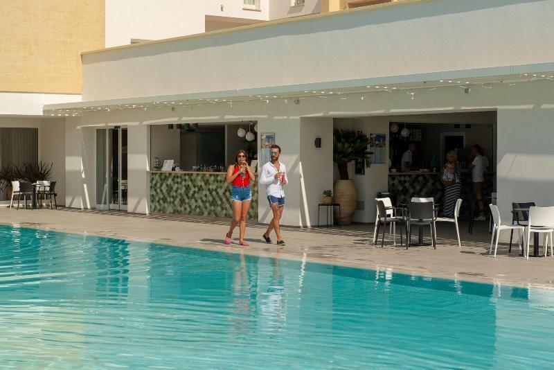 Mangia'S Himera Resort Кампофеличе-ди-Роччелла Экстерьер фото