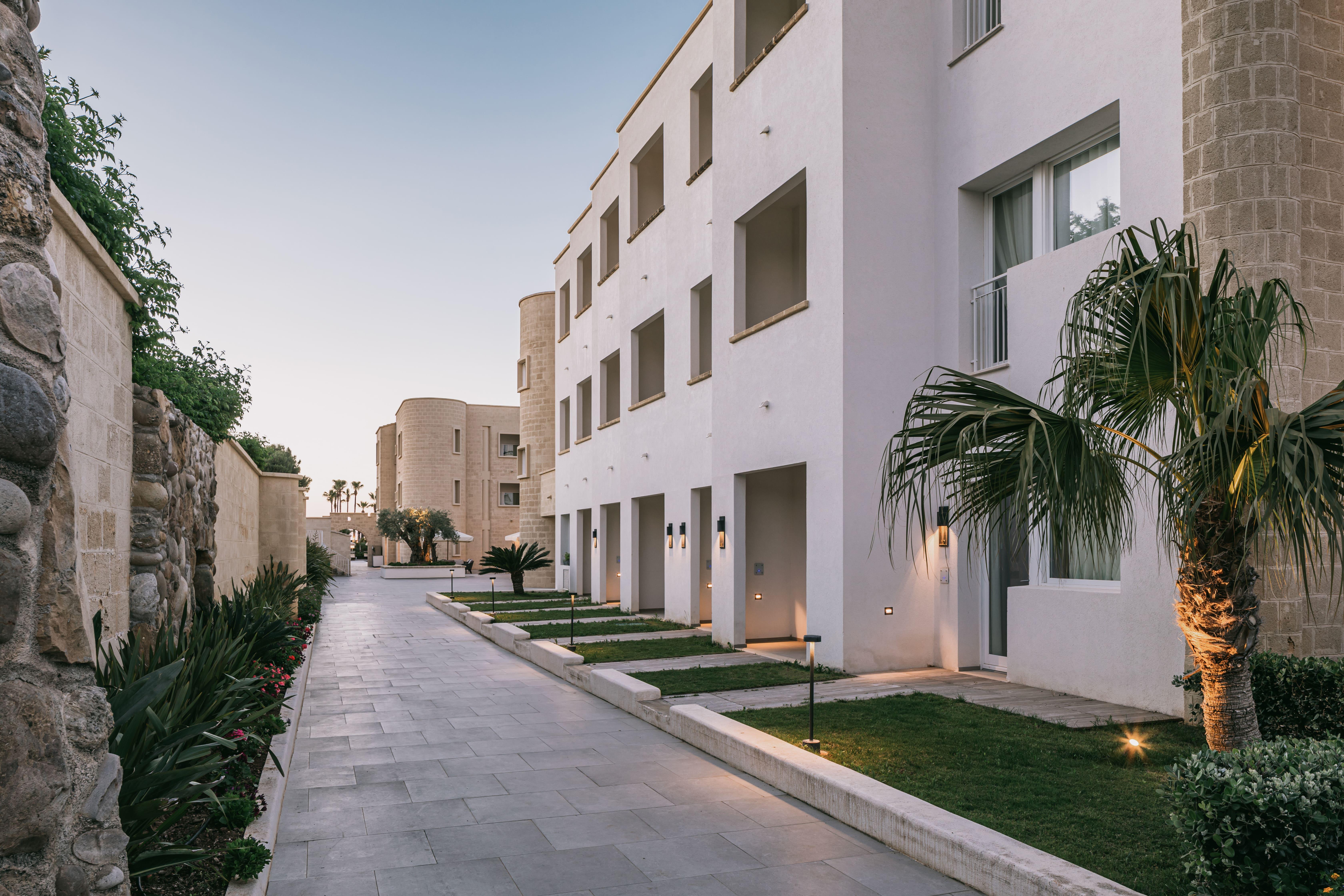 Mangia'S Himera Resort Кампофеличе-ди-Роччелла Экстерьер фото