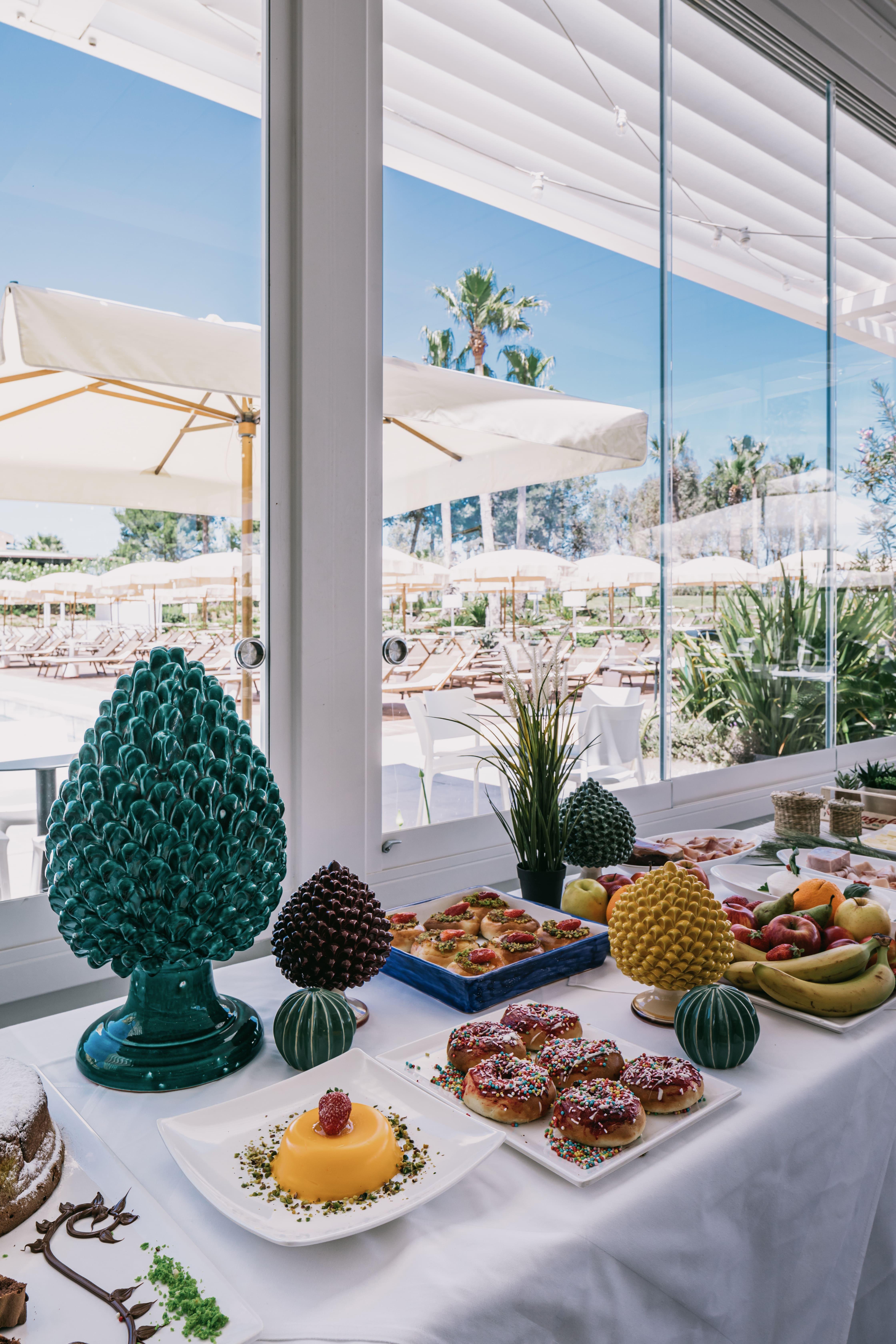 Mangia'S Himera Resort Кампофеличе-ди-Роччелла Экстерьер фото