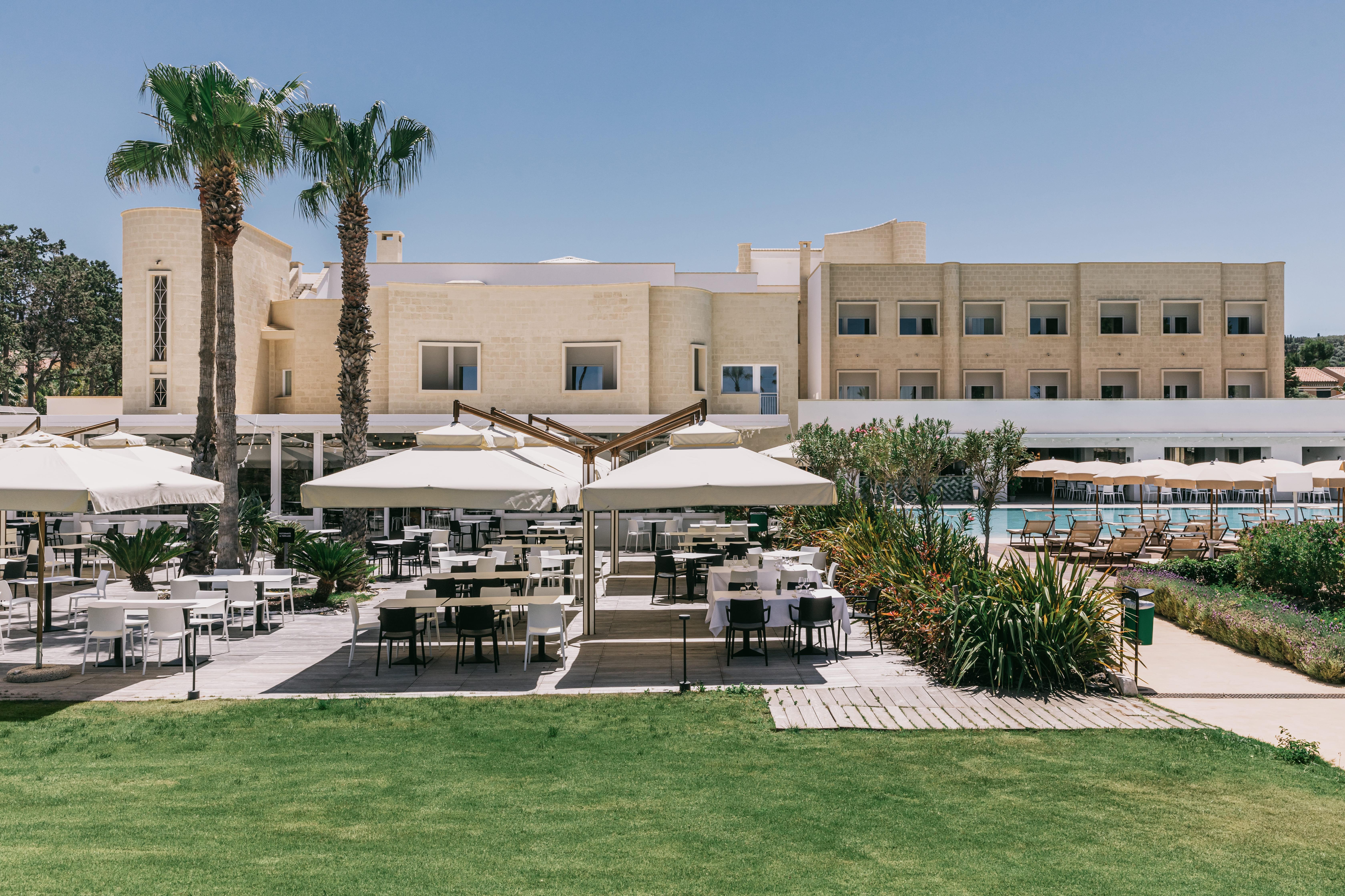 Mangia'S Himera Resort Кампофеличе-ди-Роччелла Экстерьер фото