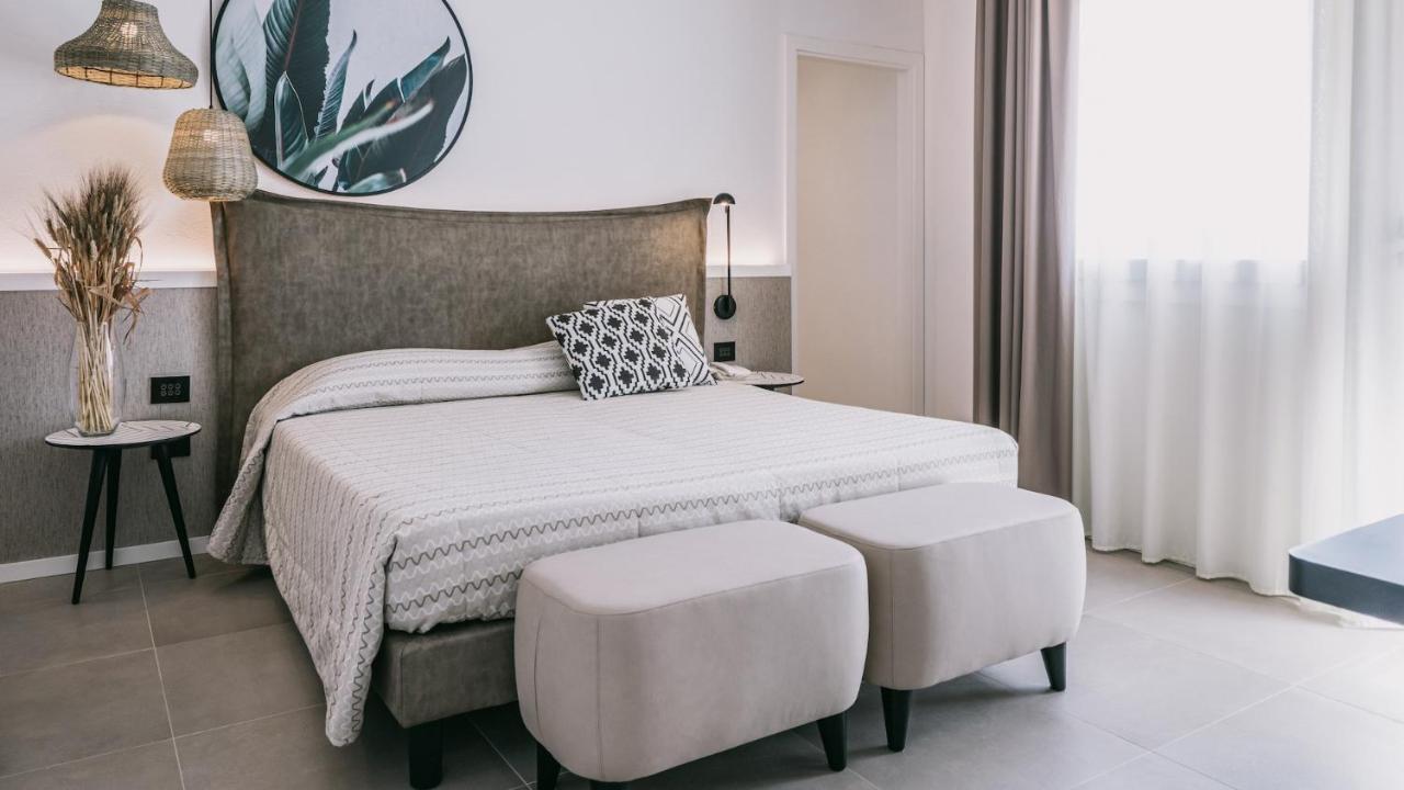 Mangia'S Himera Resort Кампофеличе-ди-Роччелла Экстерьер фото